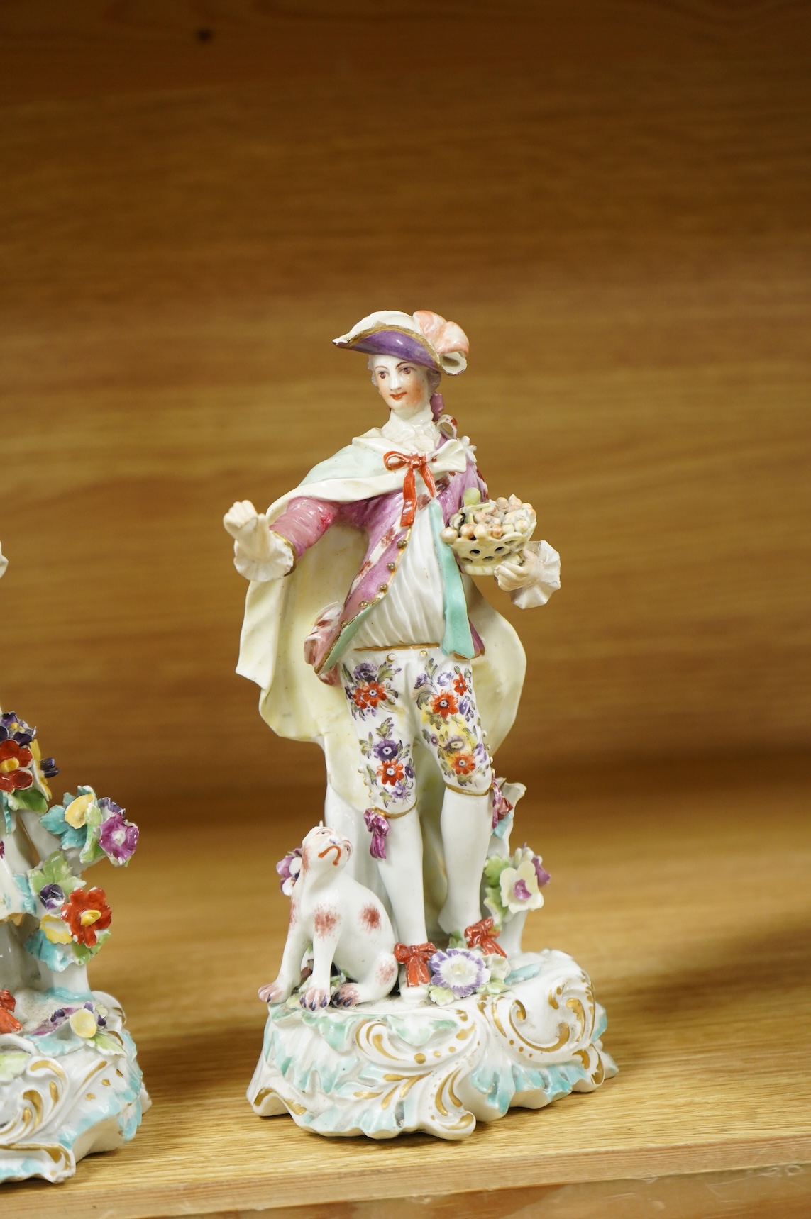 A pair of early Derby figures of a lady and gentleman, c.1758, tallest 22cm high